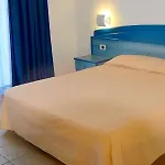 Village Hotel 4*