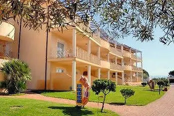 Village Hotel 4*