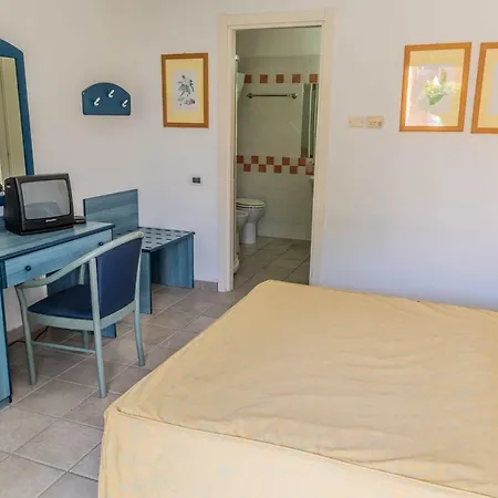 Village 4*
