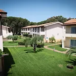 Hotel Village 4*