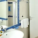Village Hotel 4*