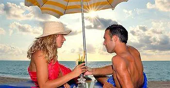 Village Hotel 4*