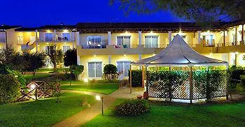 Village 4*