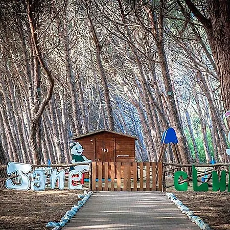 فندق Village