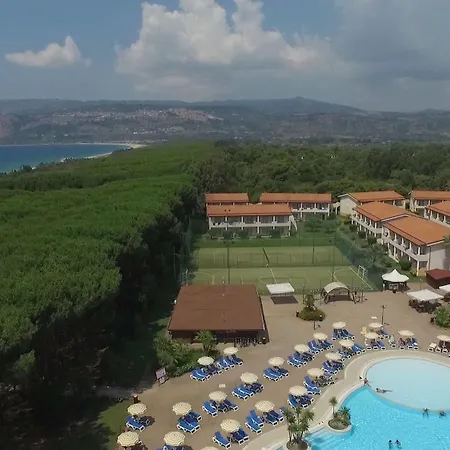 Szálloda Village 4*