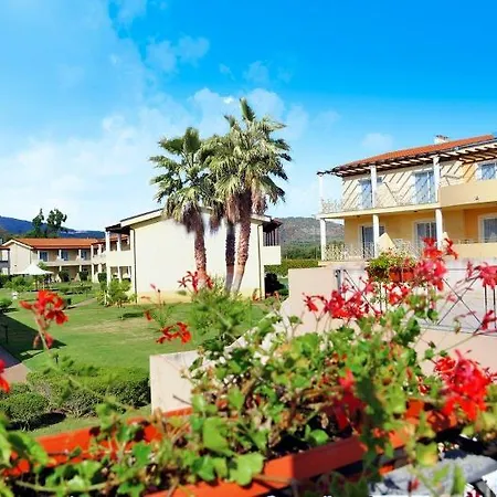 Village Szálloda