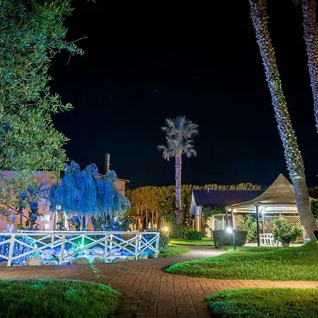 Village ניקוטרה